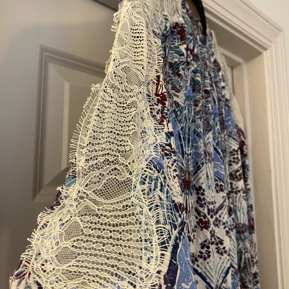 NWT Free People Medium Floral LS Blouse with Lace Accents and Button up Neck - Picture 3 of 7
